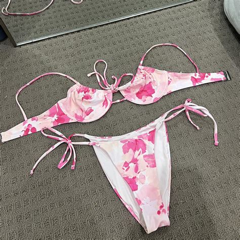 Glassons Bikini Set Such A Gorgeous Print Bottoms Depop