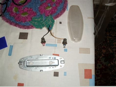 плафон салона "диоды" — ГАЗ 3110, 2,3 л, 1999 года | своими руками | DRIVE2