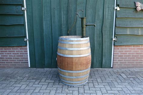 Regenton Met Groene Handpomp 300 Liter Rondomton Nl