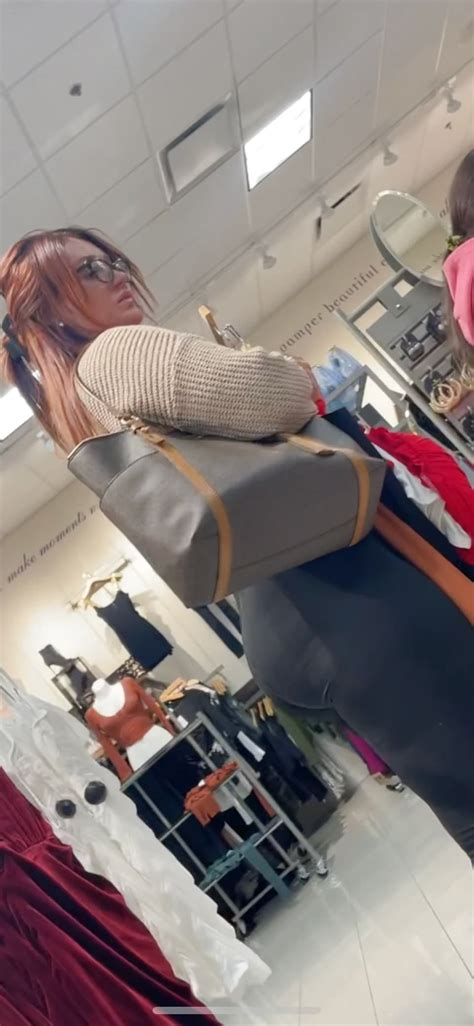 This Redhead Had A Monster Phat Ass Damn Video Spandex Leggings Yoga Pants Forum