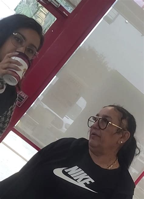 Caught Nerdy Latina W Great Legs Tight Jeans Forum