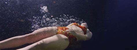 Nude Video Celebs Rose McIver Sexy Daffodils 2019