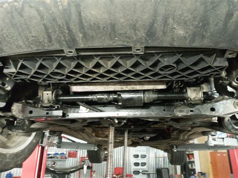 Замена переднего активного стабилизатора на Е70 — BMW X5 (E70), 3 л ...
