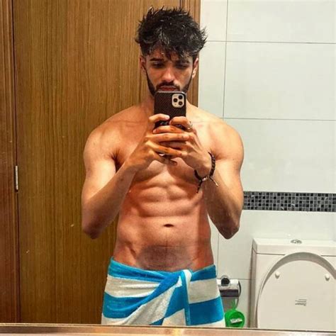 bigg boss ott contestant zeeshan khans bare body pictures prove