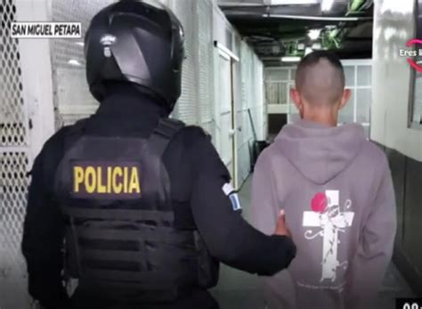 Agentes De La Pnc Capturan A Peligroso Sicario Chapin Tv