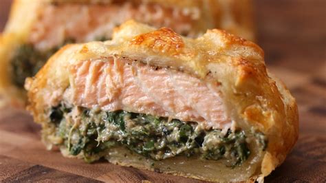 Puff Pastry Salmon Salmon Wellington Youtube