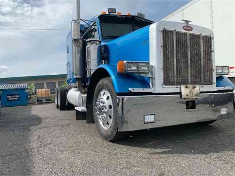 Peterbilt 379 1997 Sleeper Semi Trucks