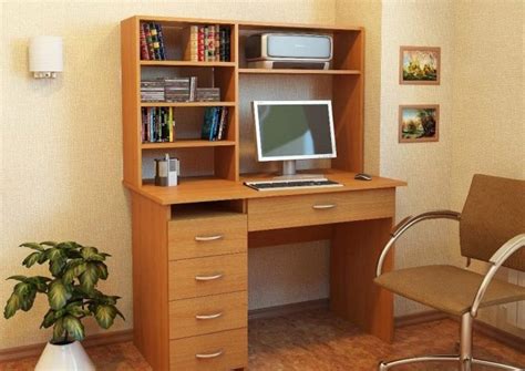 Компьютерный стол для школьника (30 фото): уголки для 6 лет ТриЯ и ...