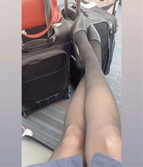 Delayed Nudes SexyFlightAttendants NUDE PICS ORG