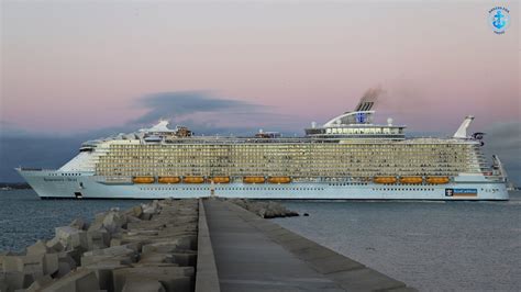 Crucero SYMPHONY OF THE SEAS saliendo del puerto de Cádiz YouTube