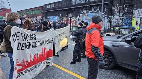 Initiative Sternbr Cke Nach Spontaner Demo Deutsche Bahn H Lt An