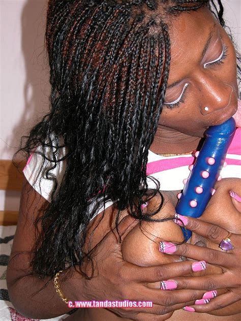 Busty Amateur Ebony Honey Lets Out Her Big Juggs And Toys Herself CoedCherry