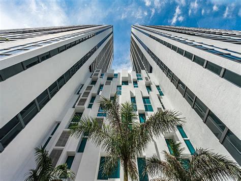 downtown   ne  st miami fl zillow