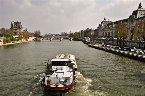 Expert Led Private Tour of Paris by Riverboat - Paris | Project Expedition