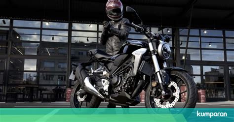 Honda Cb R Motor Naked Dengan Aliran Retro Modern Kumparan