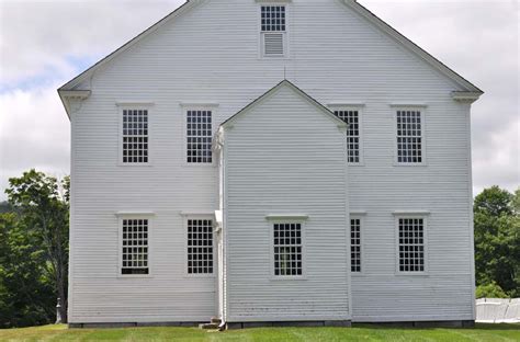 Rockingham Meeting House Built Abandoned Embraced
