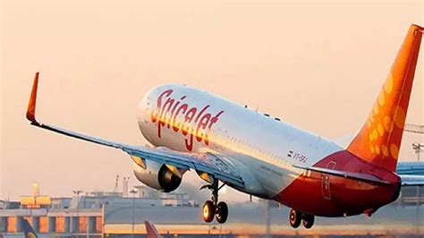 Delhi Bound Spicejet Aircrafts Engine Catches Fire Mid Air Makes