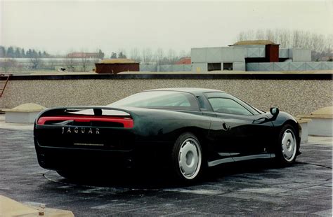 1995 Jaguar XJ220 Pininfarina