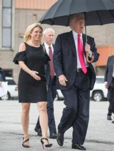 Pam Bondi Height, Age, Boyfriend, Husband, Family, Biography ...