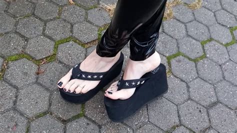 Showing Feet In Polish Shemale High Heels POV Porn XHamster