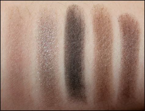 NYX Butt Naked Eyes Eyeshadow Blush Bronzer And Illuminator Palette