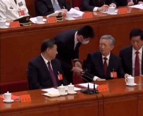 Ruthless Video Emperor Xi Just Had His Predecessor Hu Jintao Hauled