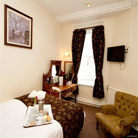 HOTEL KINGS HEAD | ⋆⋆⋆ | RICHMOND, UNITED KINGDOM | SEASON DEALS FROM £146