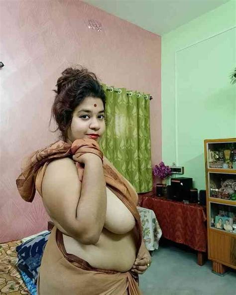Super Hot Bengali Boudi Milf Pic Full Nude Pics Collection Dasi Xnxc