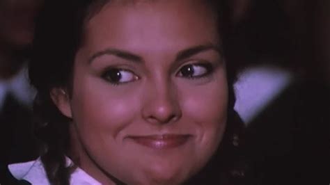 Королёк - птичка певчая: анонс сериала на Первом национальном - YouTube