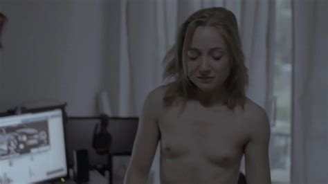 Naked Maude Benjamin In Cassandre