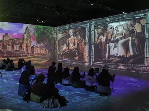 Pameran Video Mapping Untuk Memeriahkan KTT ASEAN