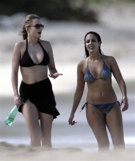 Xboard Actor Forums LEELEE SOBIESKI HOT IN BLACK BIKINI