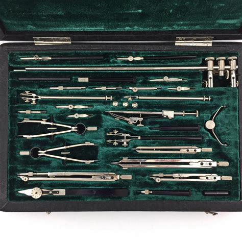 Готовальня для черчения что входит