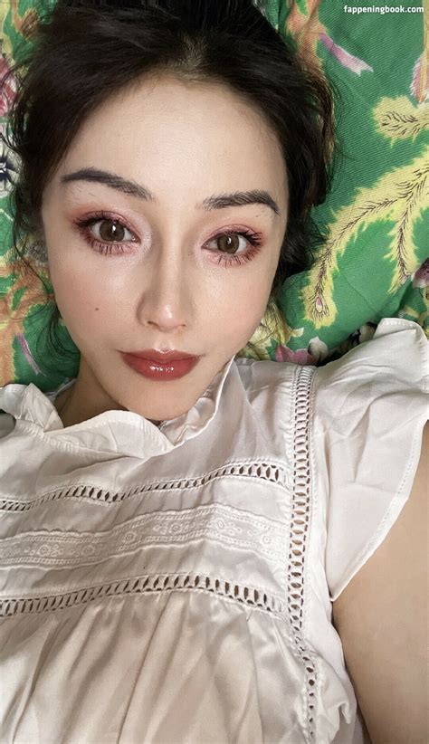 Yuan Herong Nude OnlyFans Leaks Fappening FappeningBook
