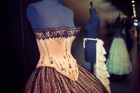 Vintage ou Moderne la Lingerie de Marie Antoinette à Chantal Thomass artsixMic