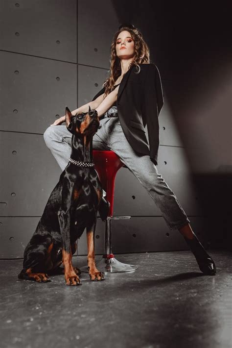 photoshoot with dog фотосессия девушка с доберманом с собакой съемка