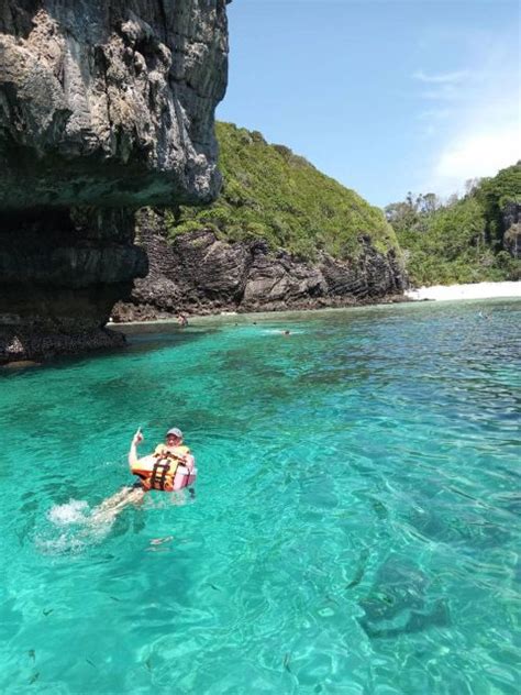 Private Premium Speed Boat To Phi Phi Islands