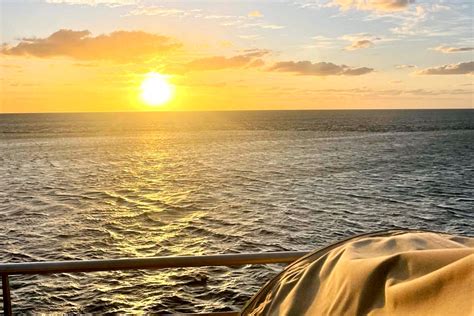 Review Reef Sleep With Cruise Whitsundays Qld Top Oz Tours