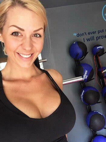 Alexandra Hall Strongwife Alexhall O C Alexhallxxx Nude Leaks OnlyFans TheFappening