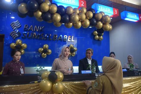 Bank Sumsel Babel Hadirkan Kartu Atm Berlogo Visa Transaksi Di Dalam