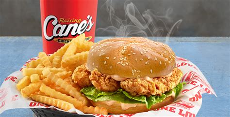 Raising Canes Chicken Sandwich Review – The Legend