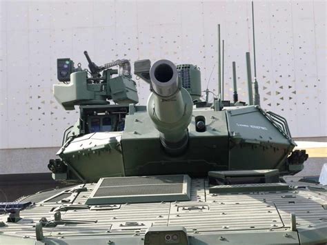 otokar tulpar leonardo hitfact mkii  mm smoothbore  recoil