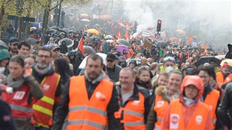 Grève Du 6 Avril Après La Manifestation Des Crispations Dans Le