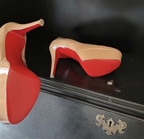 Nude Christian Louboutin Gem