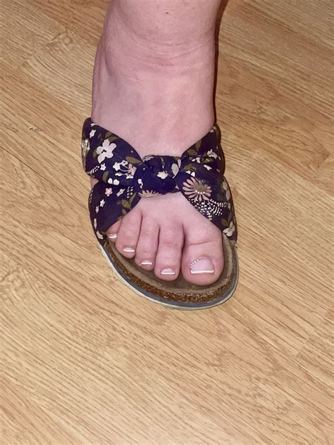 Amateur Footfetish Pics XHamster