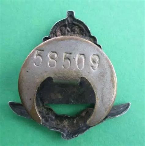 Royal Air Force Volunteer Reserve Badge In Other Raf Badges