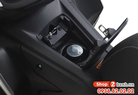 Yamaha NVX nên đổ xăng A95 hay A92? Bình xăng xe NVX bao nhiêu lít?