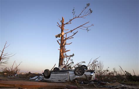 Photos of Arkansas Tornado Aftermath | Time