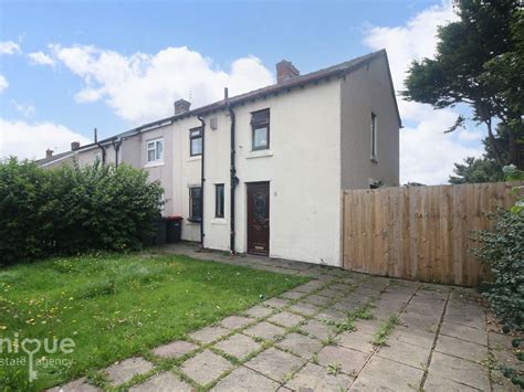 3 Bed Semi Detached House For Sale In Macbeth Road Fleetwood Fy7 £