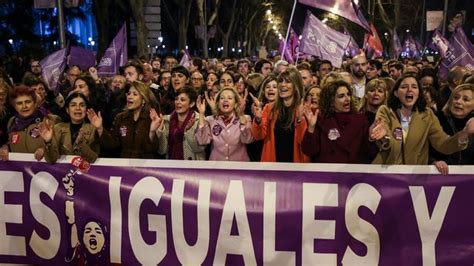 División Feminista Este 8m